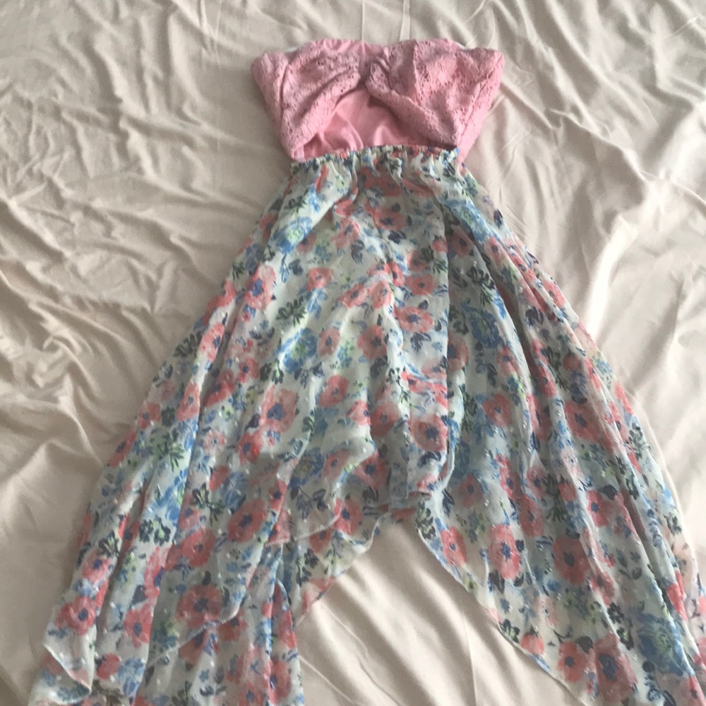 Dress - Picture 2 of 4